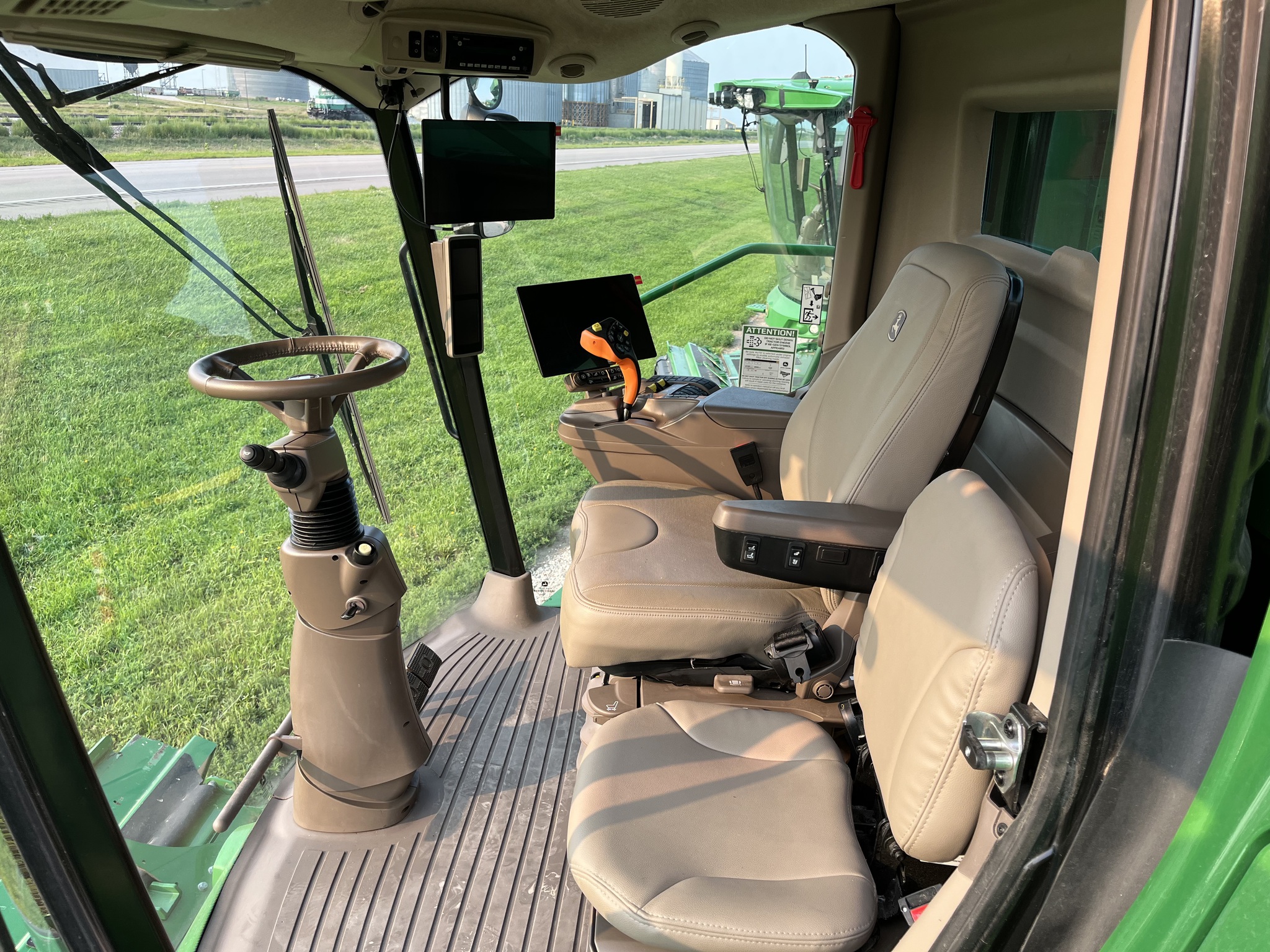 2024 John Deere S770 Image 7