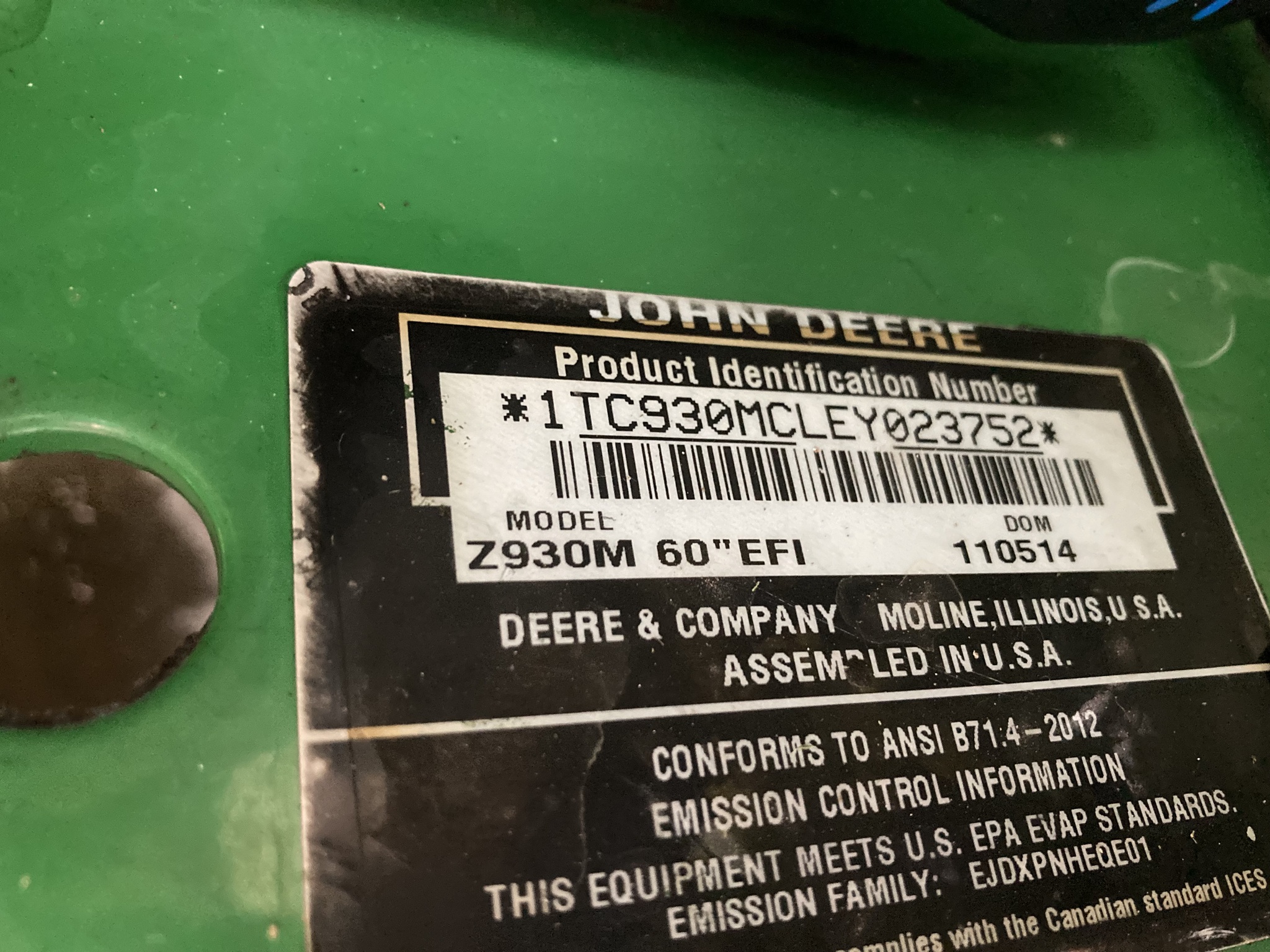 2014 John Deere Z930M EFI Image 6
