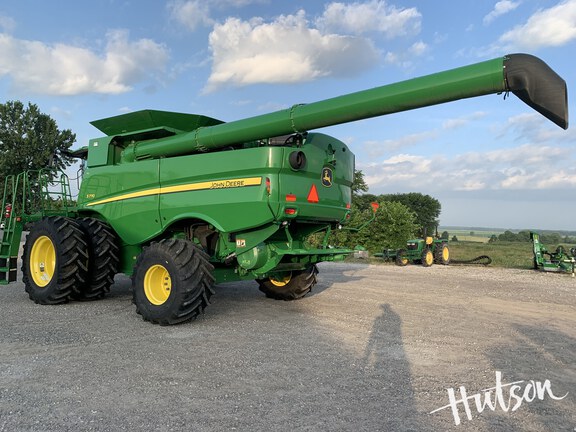 Photo of 2023 John Deere S770