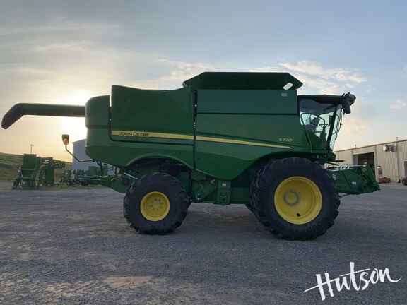 Photo of 2023 John Deere S770