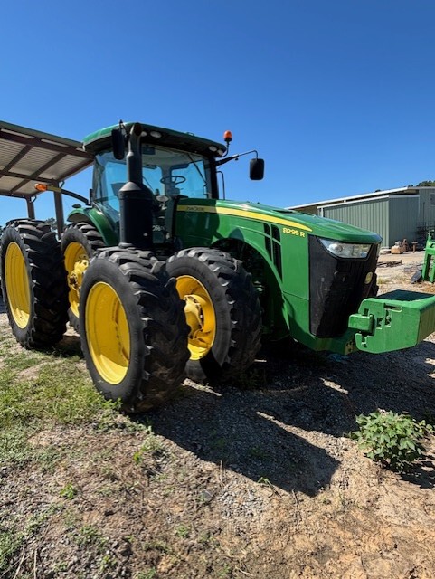 2015 John Deere 8295R Image 1