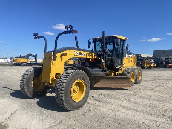 Photo of 2019 John Deere 770G