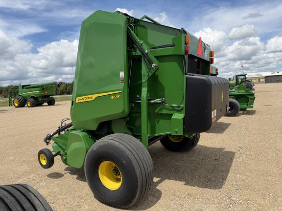 2024 John Deere 561R - Photo6