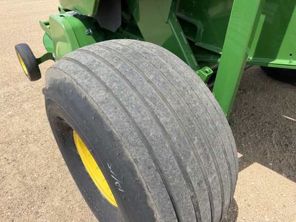 2024 John Deere 561R - Photo14