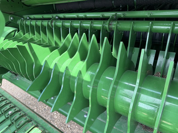 2024 John Deere 561R - Photo19