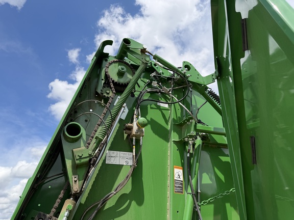 2024 John Deere 561R - Photo28