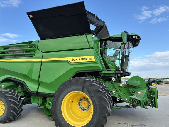 2023 John Deere X9 1100 (4th thumbnail)