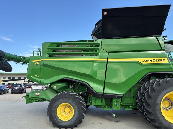 2023 John Deere X9 1100 (5th thumbnail)