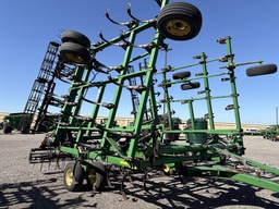 Field Cultivator For Sale 2014 John Deere 2210 