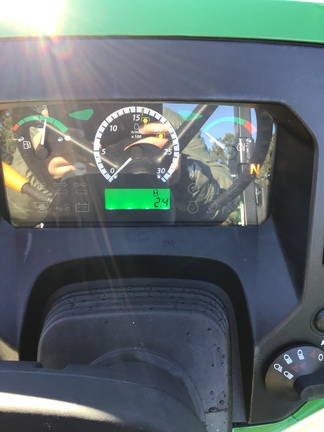 2024 John Deere 5075E Photo 6