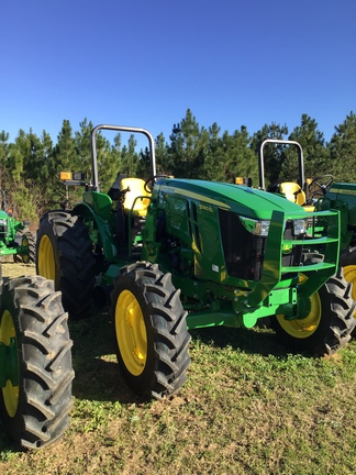2024 John Deere 5090EL Photo 4