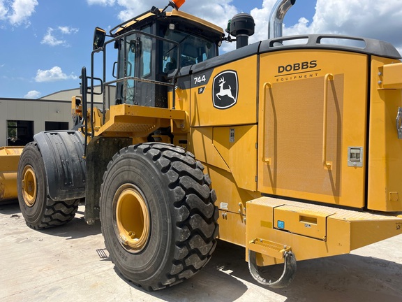 2023 John Deere 744 P