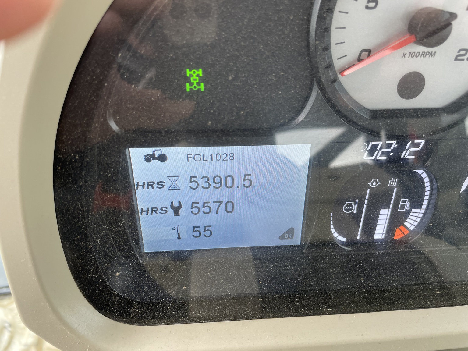 2015 Massey Ferguson 8727 Image 7