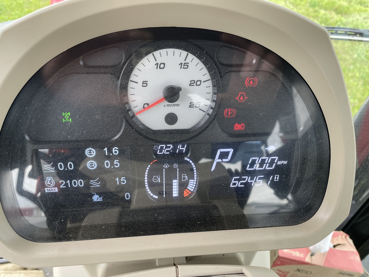 2015 Massey Ferguson 8727 Image 8