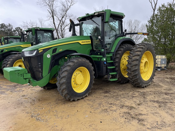 2023 John Deere 8R 230 Photo 2