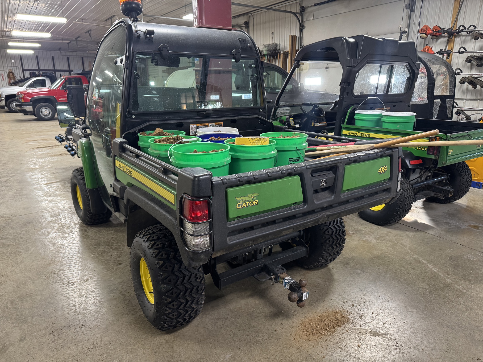 2018 John Deere 4X4 GATOR HPX Image 3