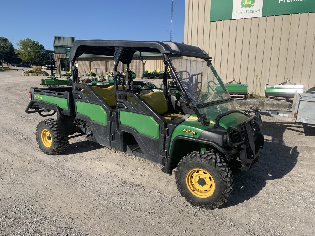 2016 John Deere XUV 825I S4 Image 4
