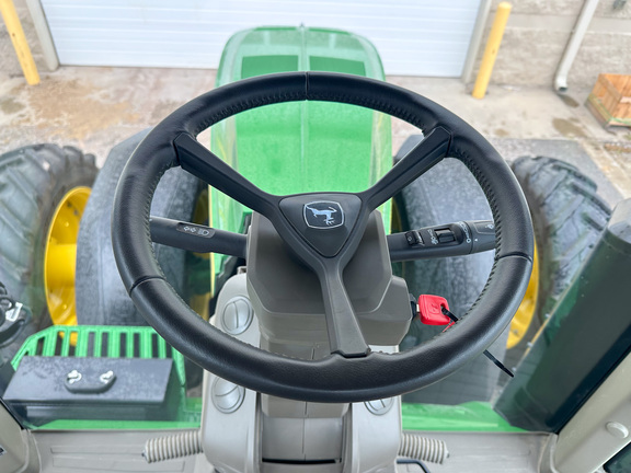 2024 John-Deere 8R 340