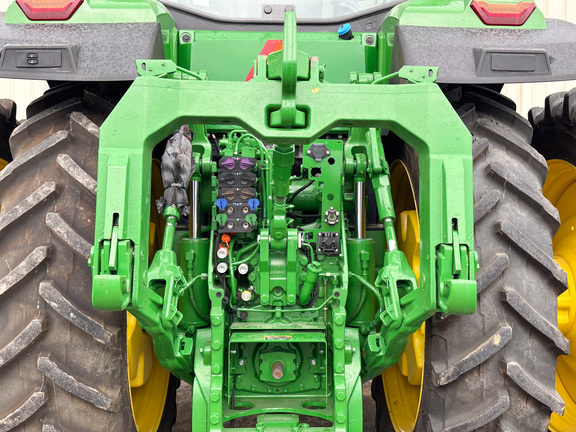 2024 John-Deere 8R 340