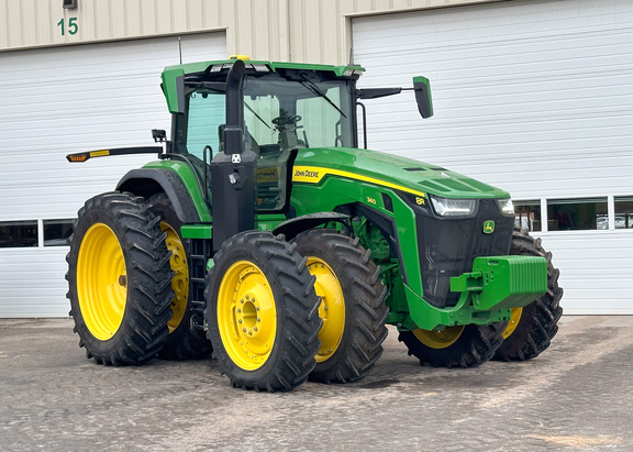 2024 John-Deere 8R 340