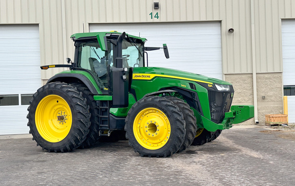 2024 John-Deere 8R 340
