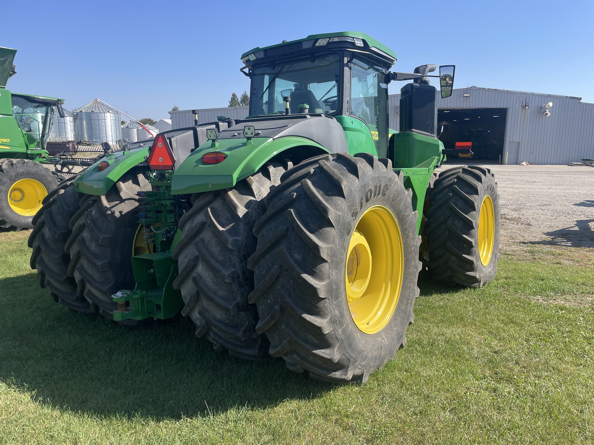2022 John Deere 9R 490 Image 9