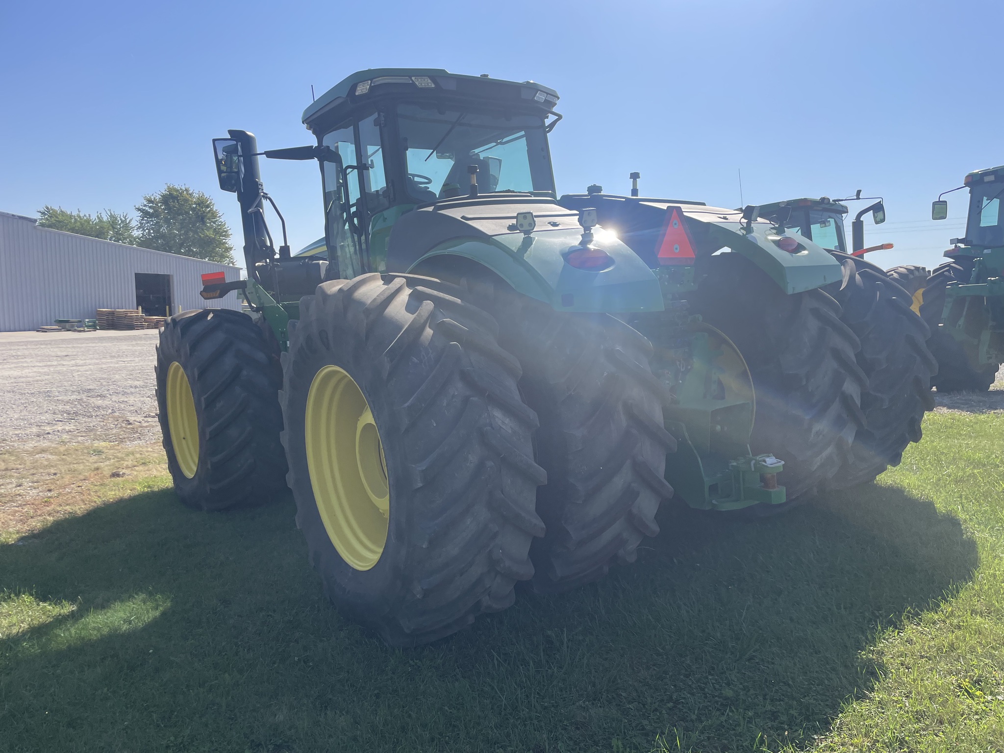 2022 John Deere 9R 490 Image 8