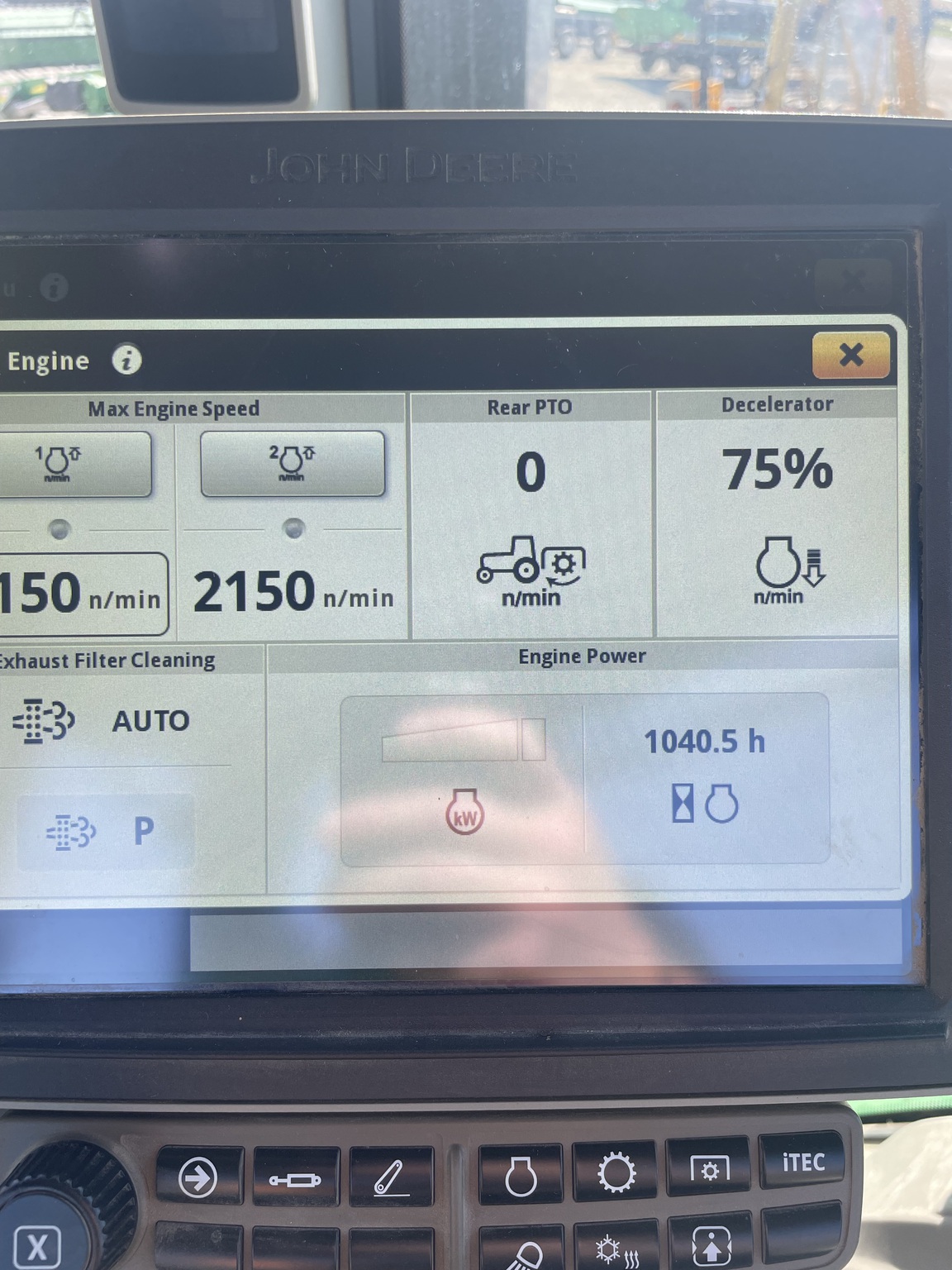 2022 John Deere 9R 490 Image 2