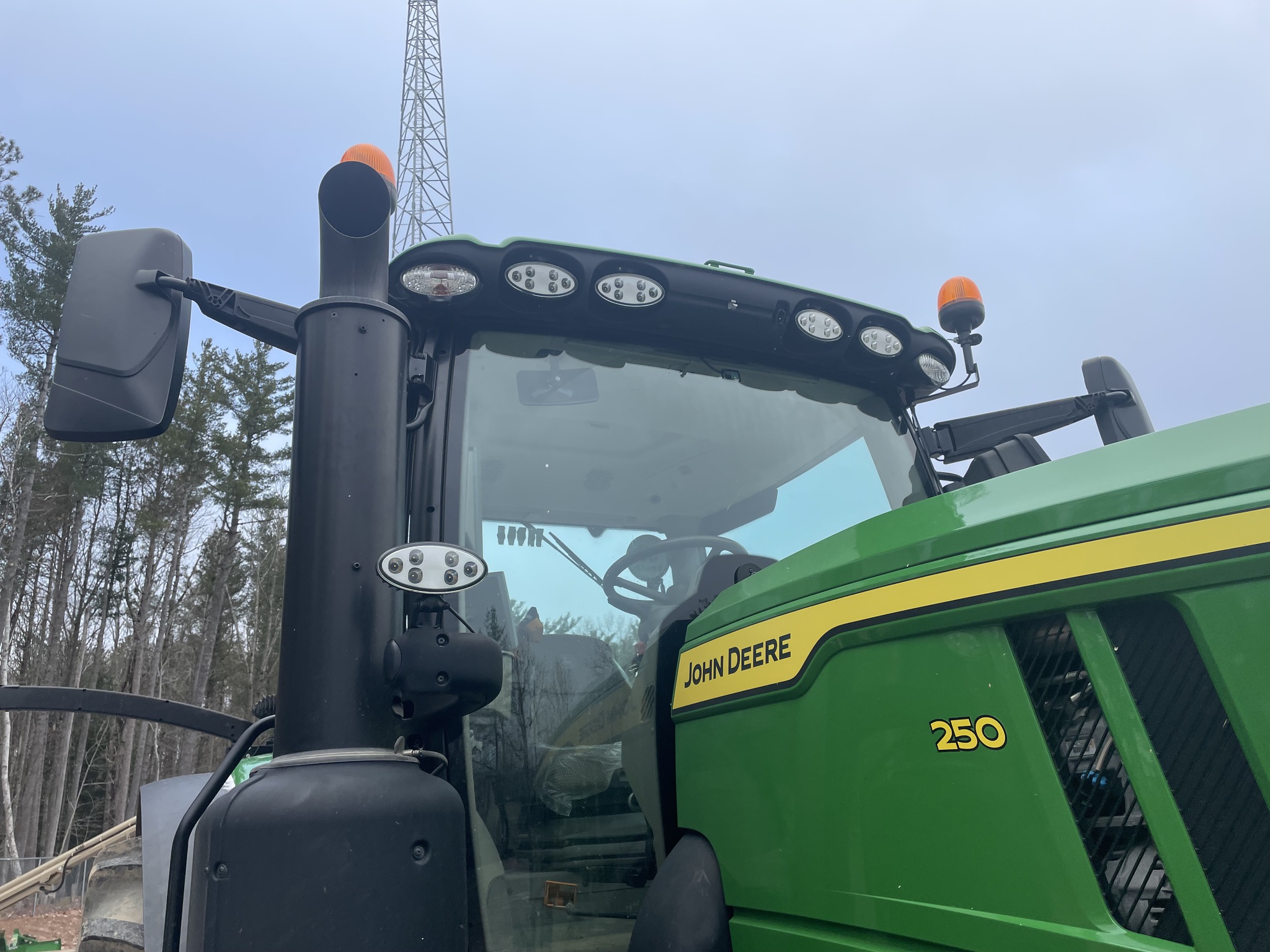 2023 John Deere 6R 250 Image 9