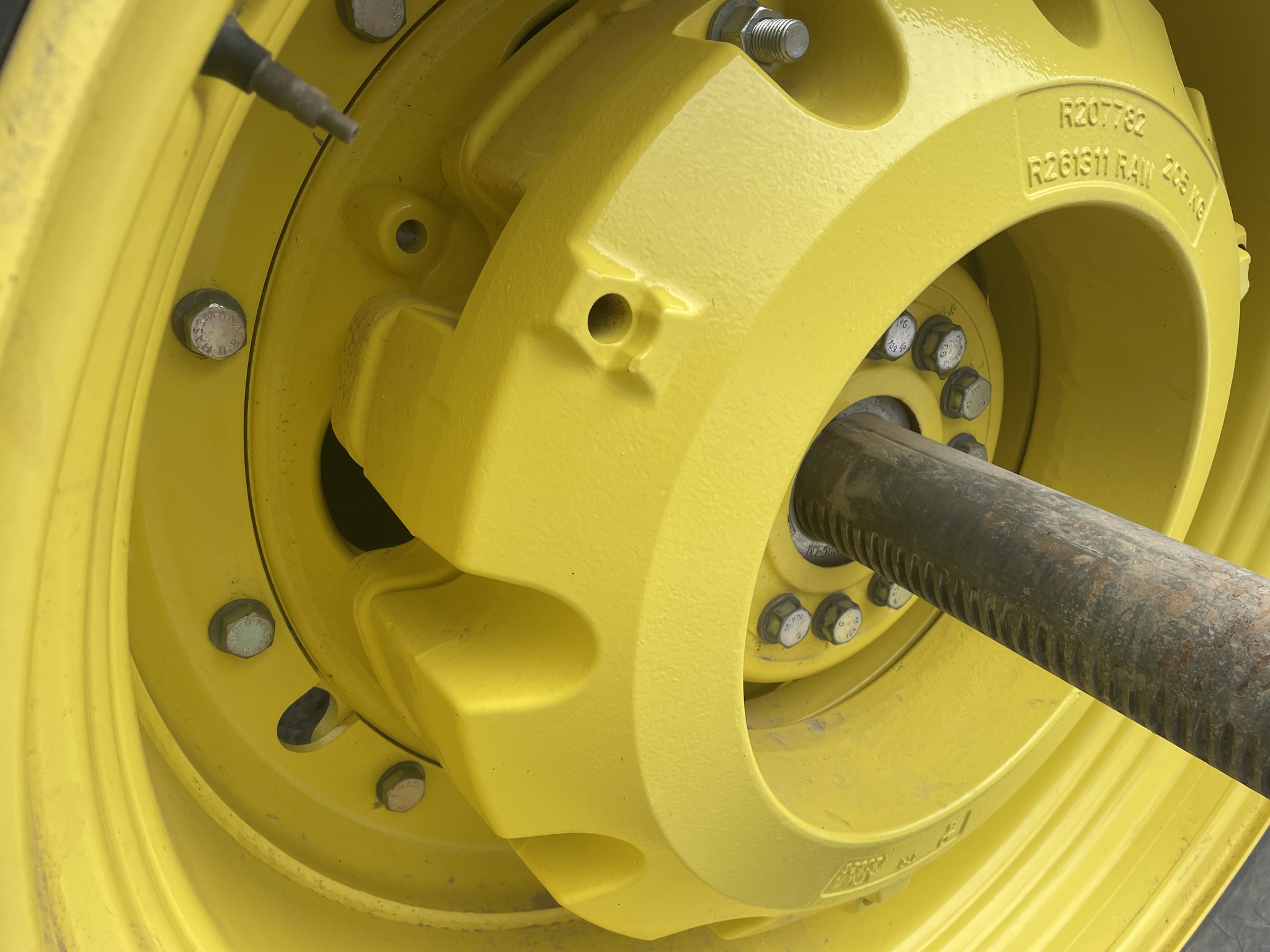 2023 John Deere 6R 250 Image 17