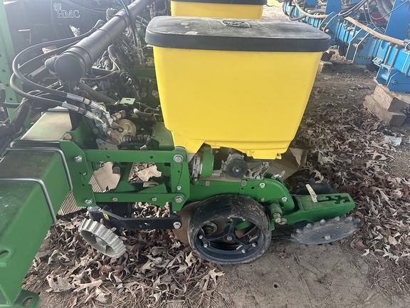 2022 John Deere 1720 Photo 4