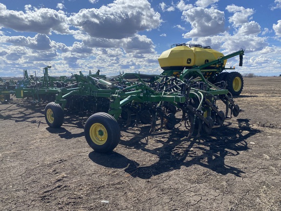 2019 John Deere 1870