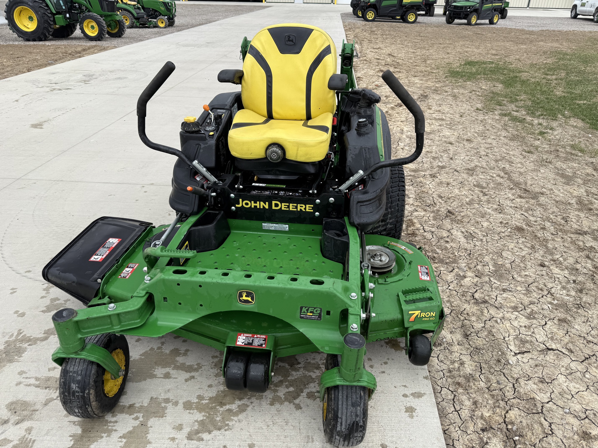 2018 John Deere Z930M Image 10