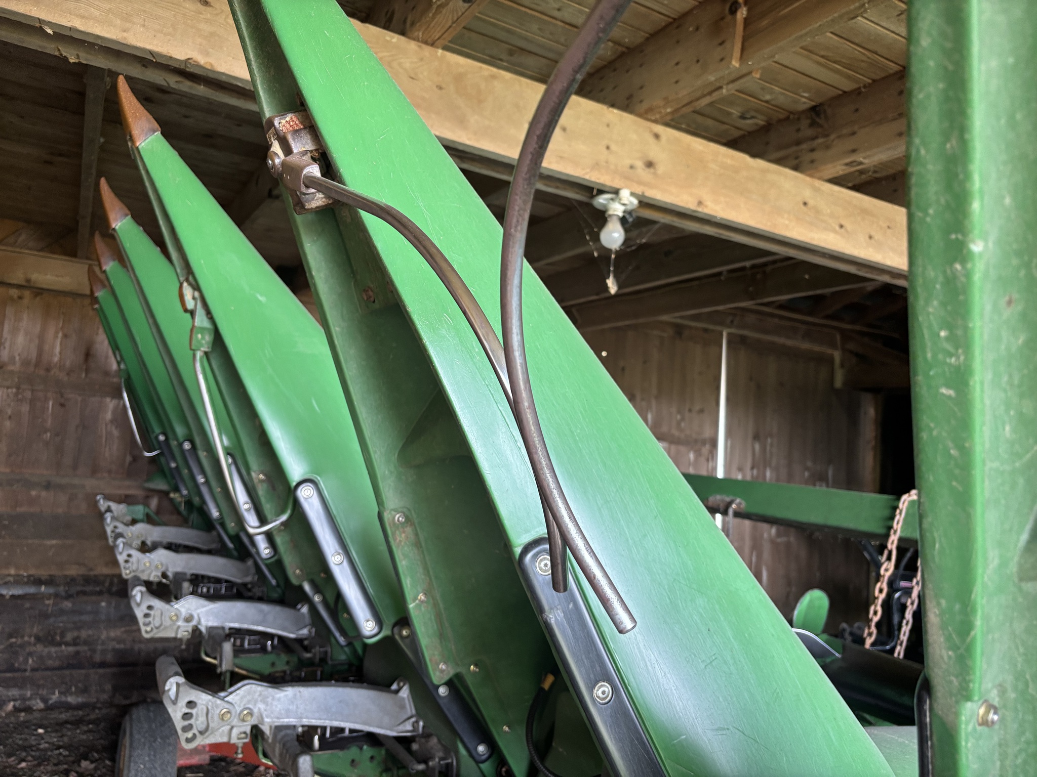 2010 John Deere 608C Image 4