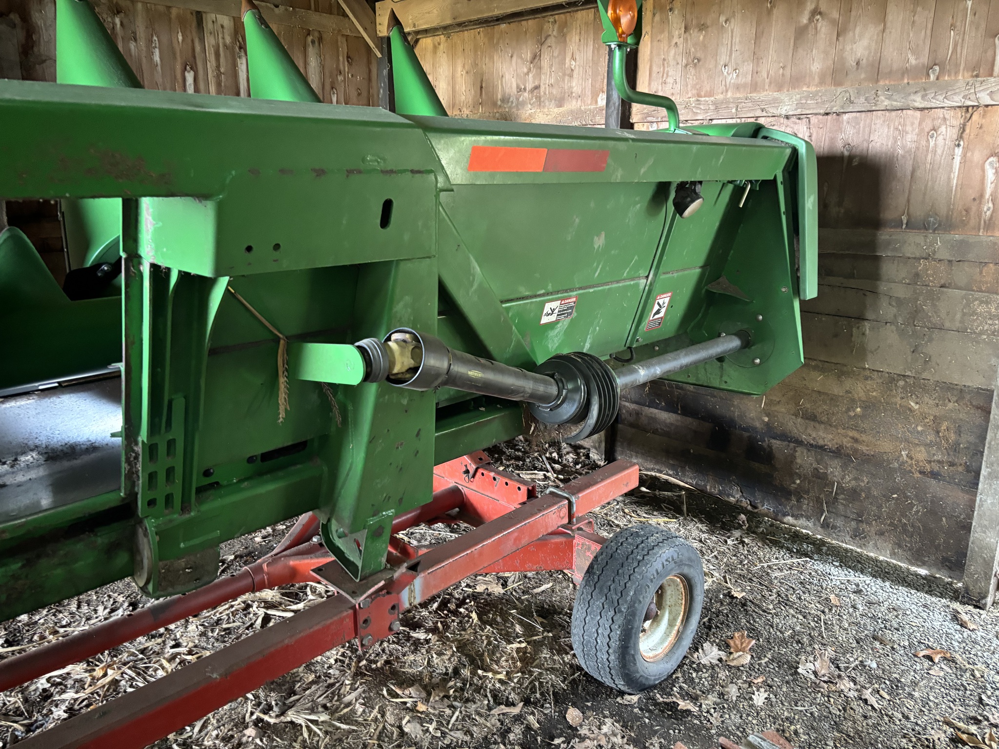 2010 John Deere 608C Image 13