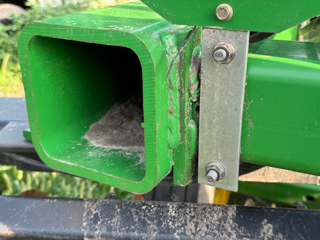  2004 John Deere 637 at Heritage Tractor in Pontiac, IL