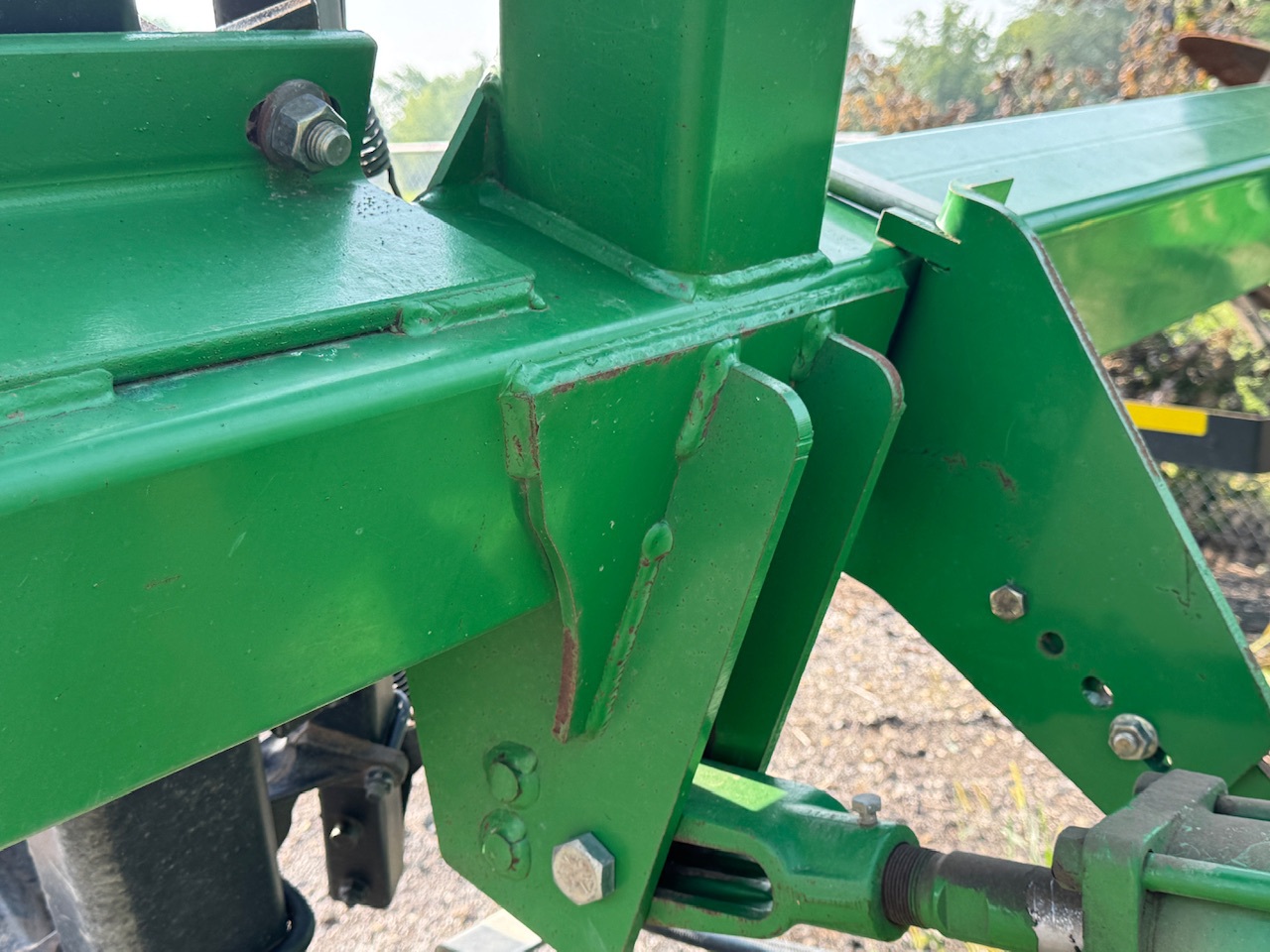  2004 John Deere 637 at Heritage Tractor in Pontiac, IL