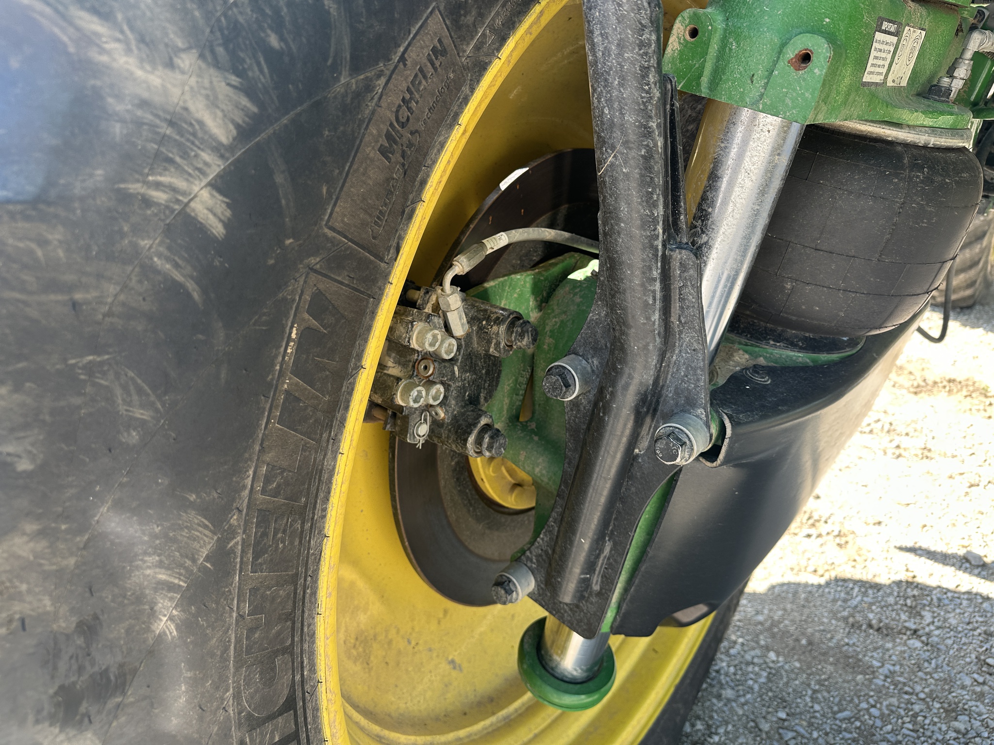 2025 John Deere 410R Image 2