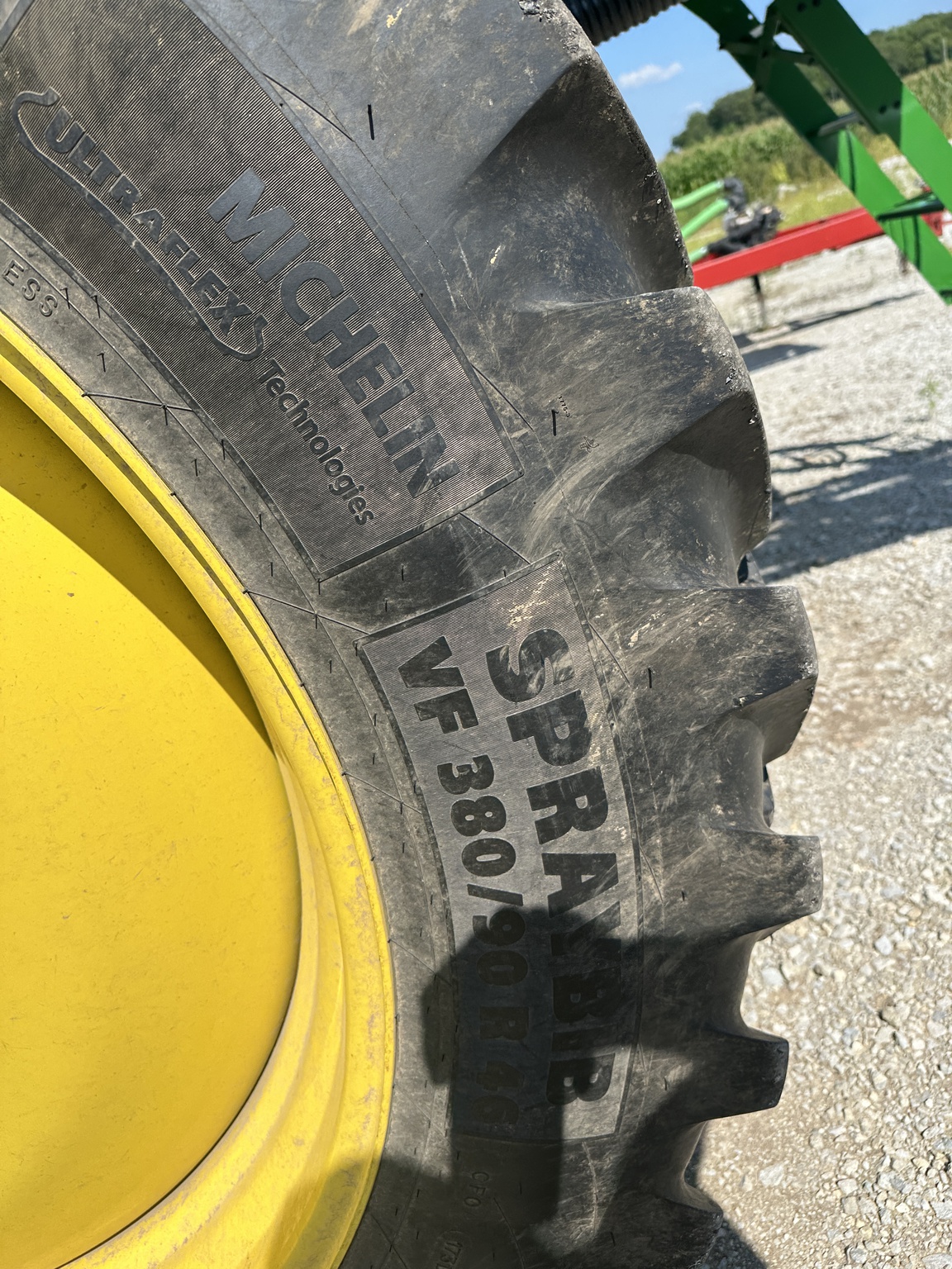 2025 John Deere 410R Image 4