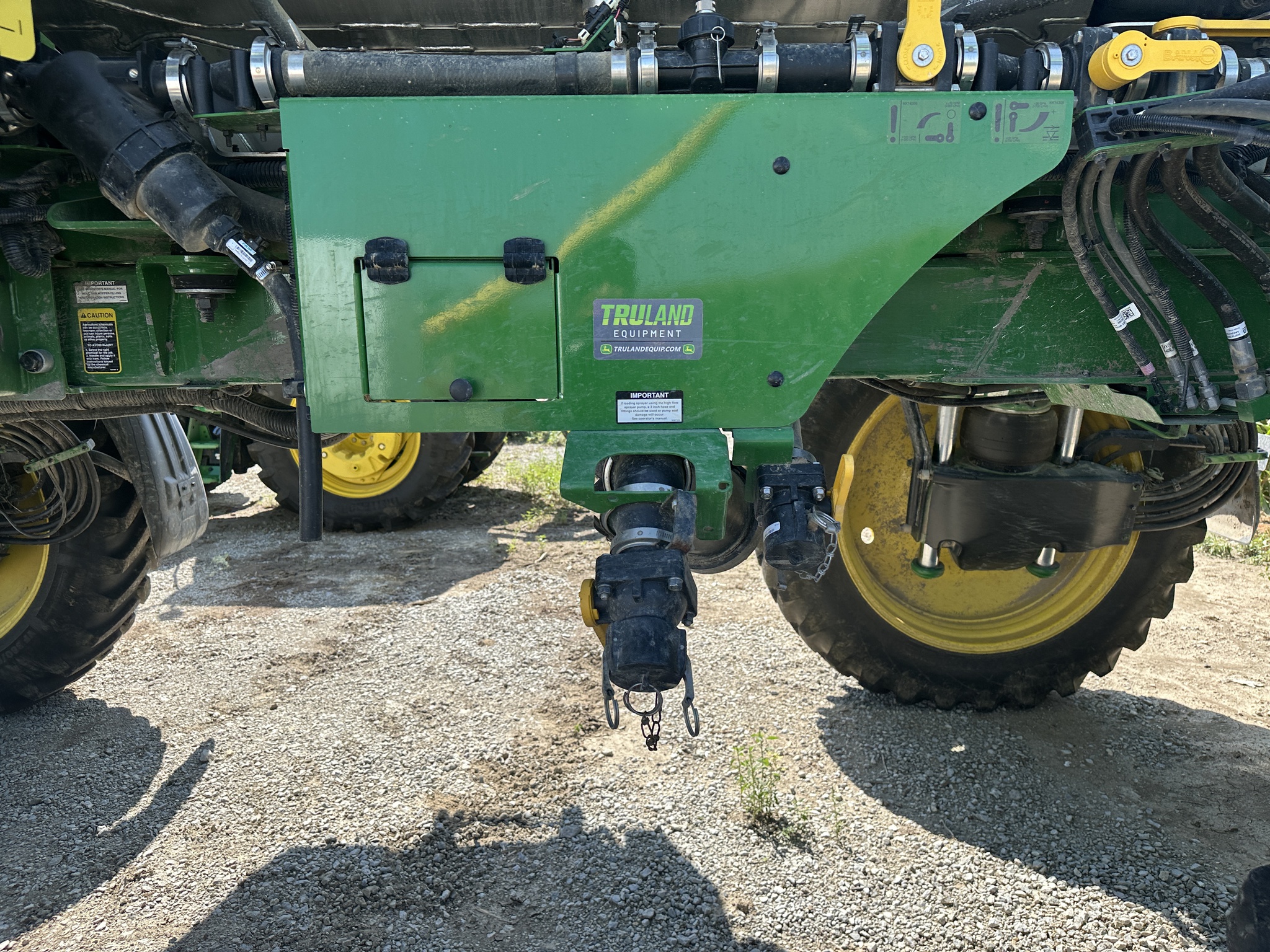 2025 John Deere 410R Image 10