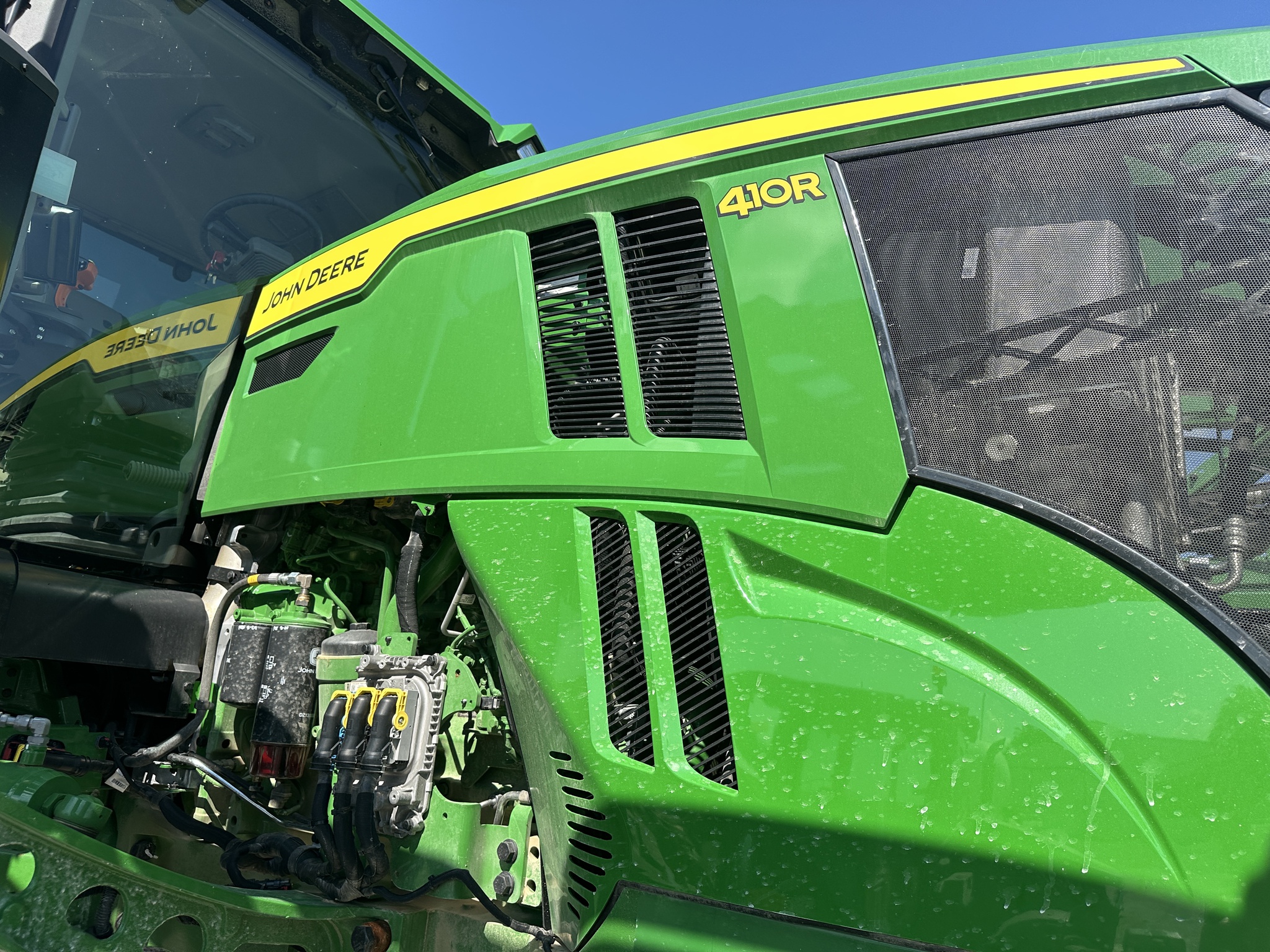 2025 John Deere 410R Image 13