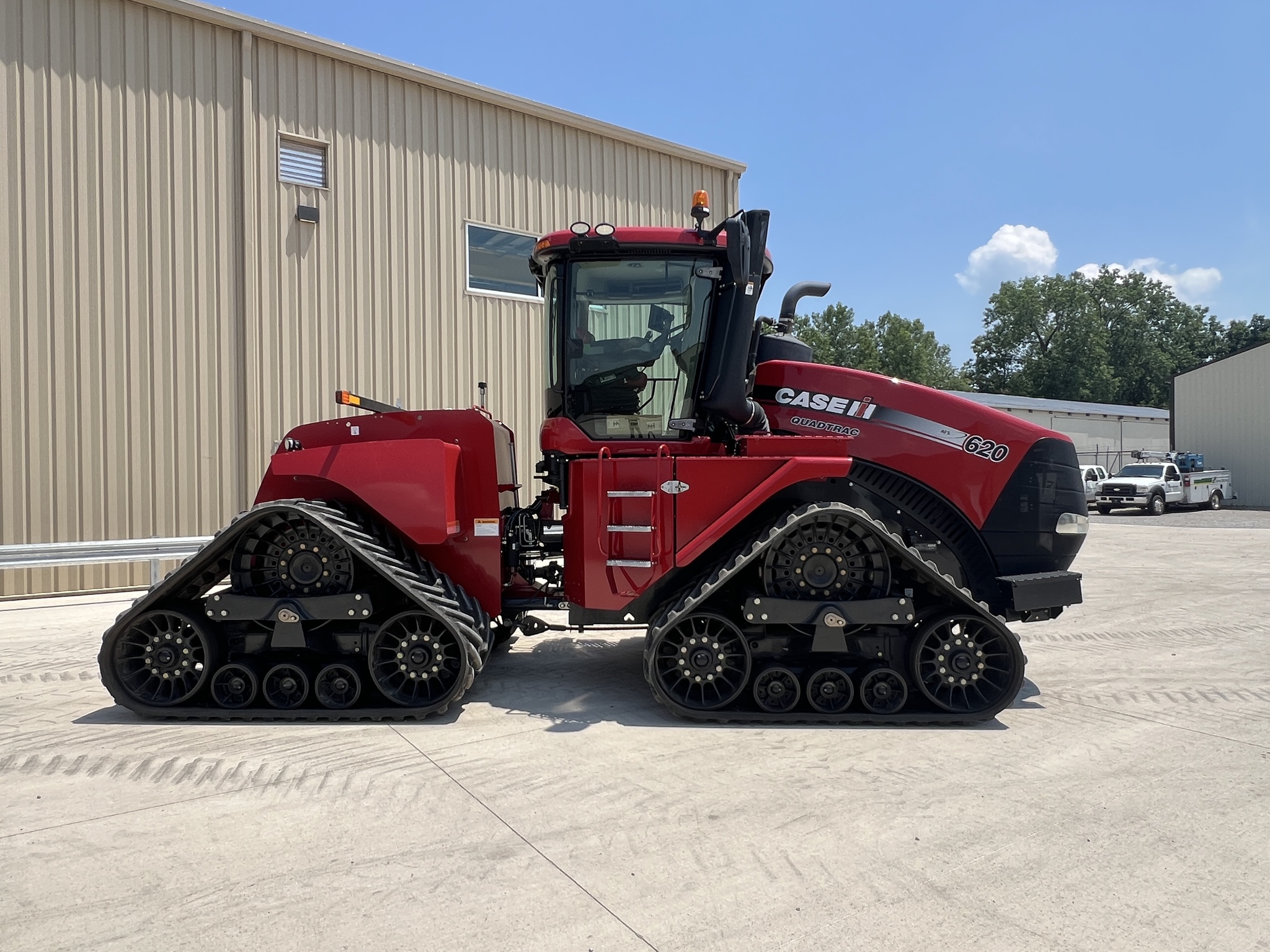 2018 Case IH Steiger 620 Quadtrac Image 2