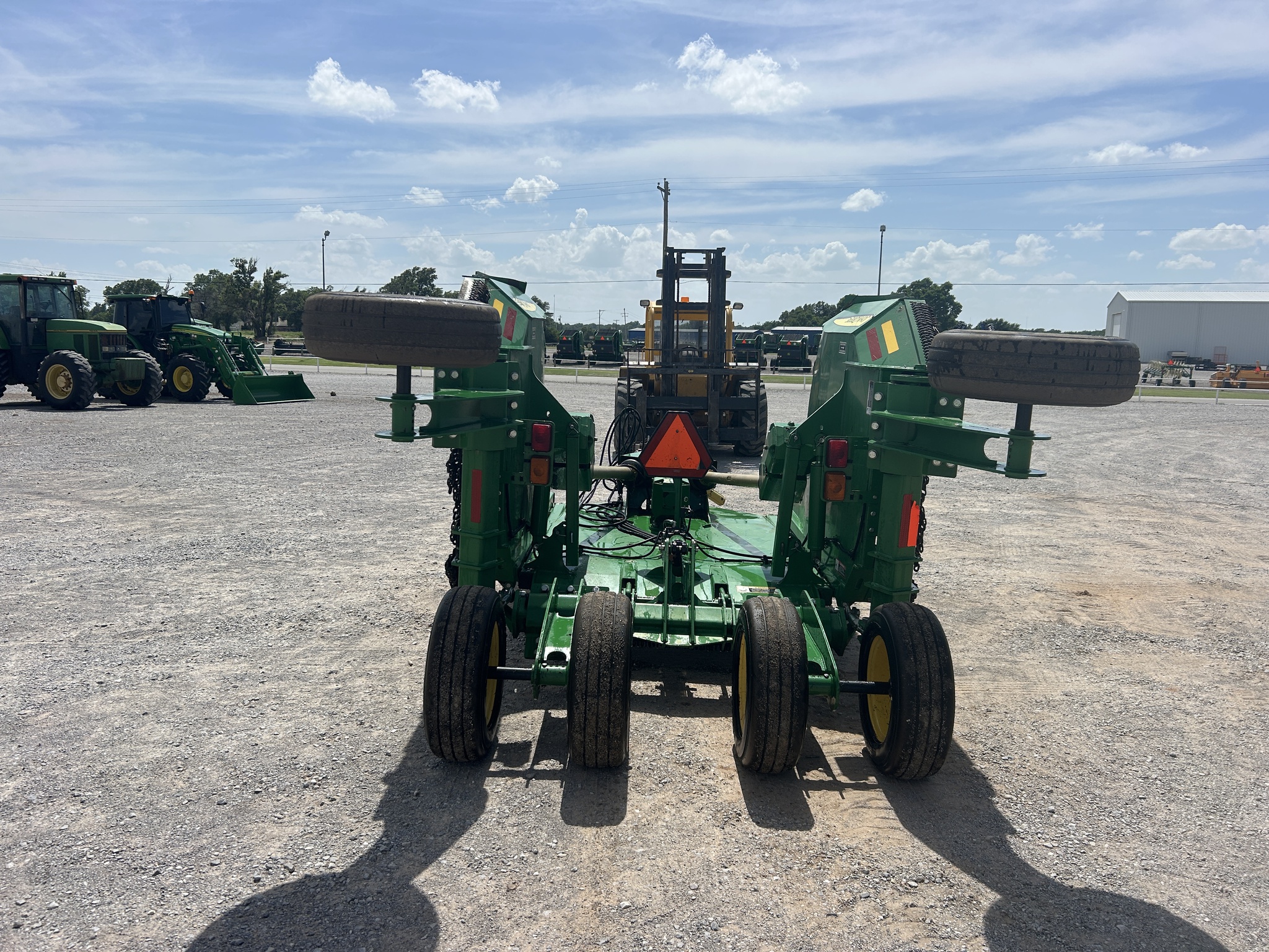 2019 John Deere R15 Image 5