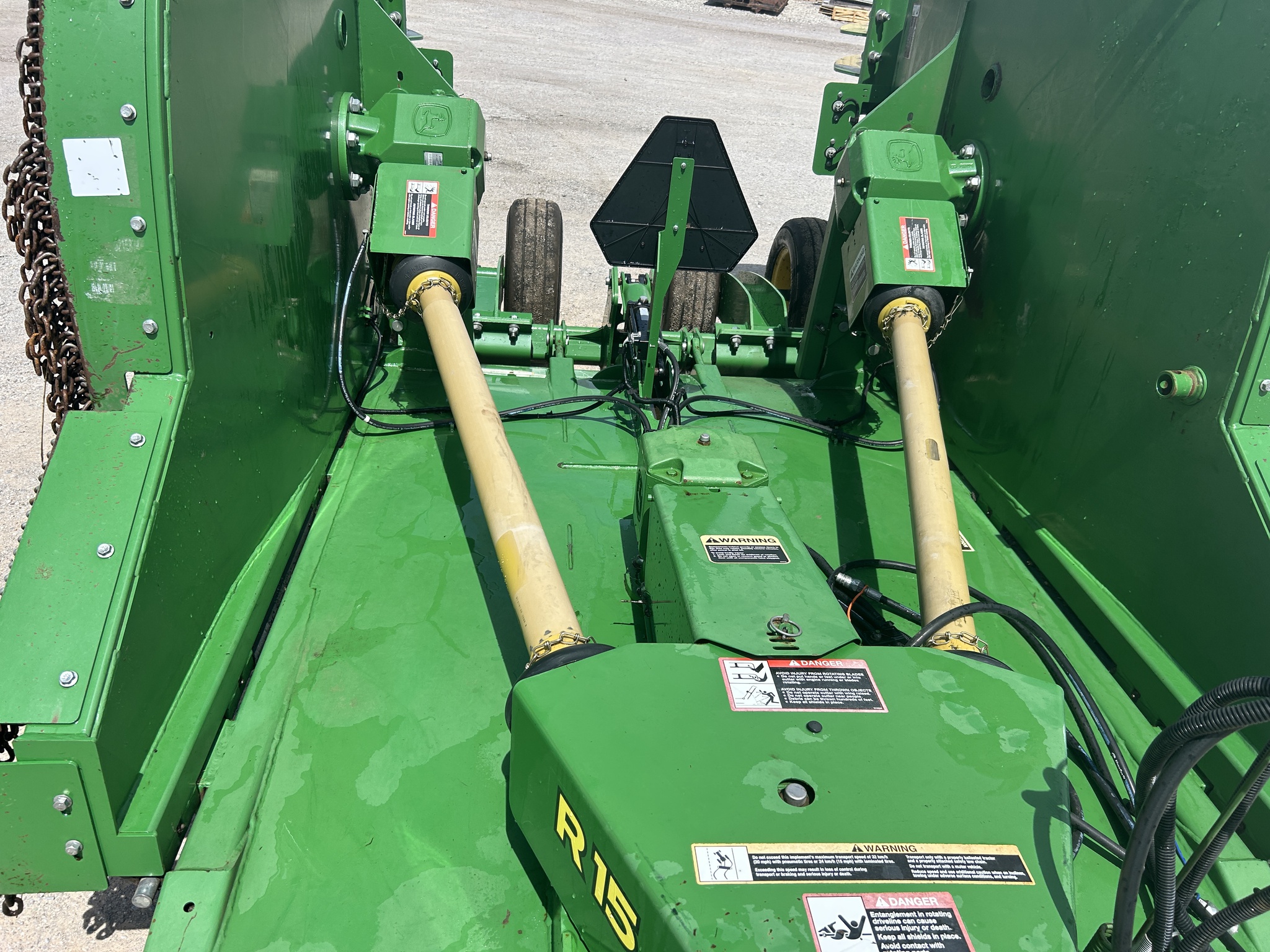 2019 John Deere R15 Image 11