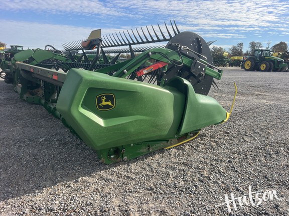 Photo of 2023 John Deere RD40F