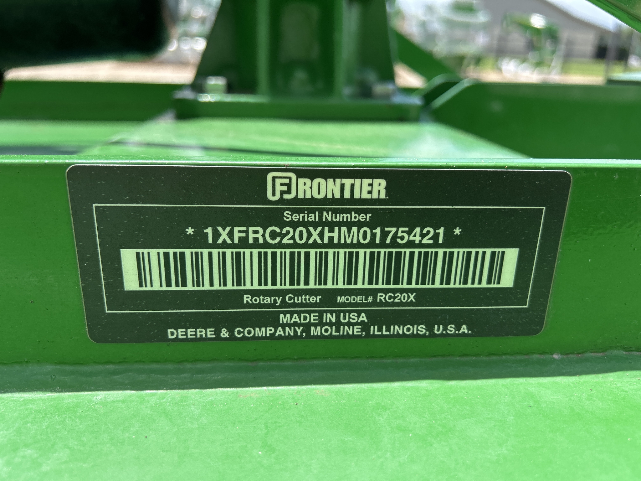 2021 John Deere 2025R Image 36