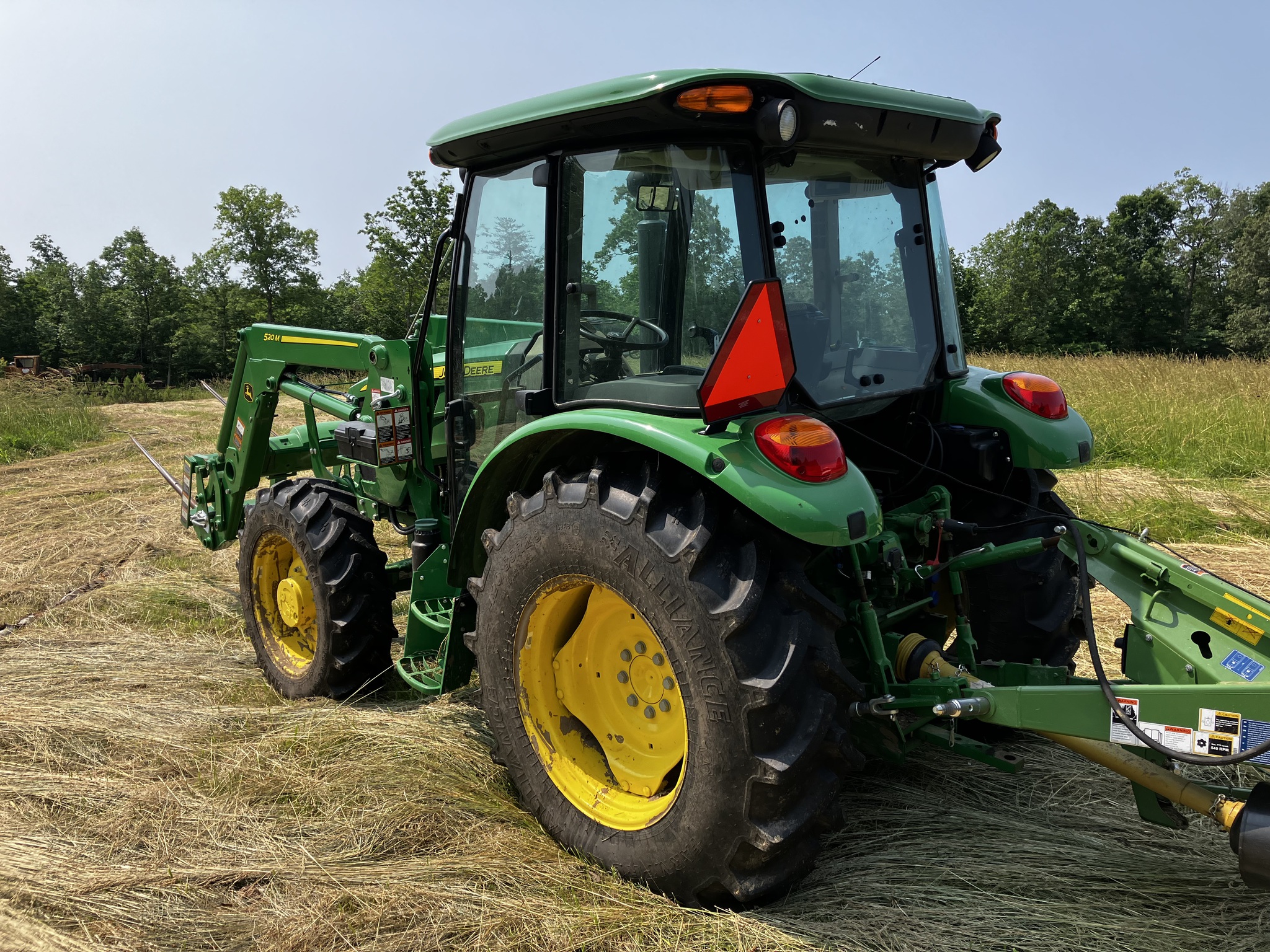 2024 John Deere 5075E