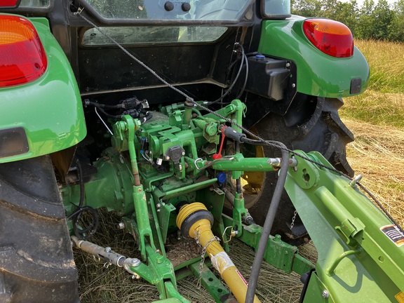 2024 John Deere 5075E