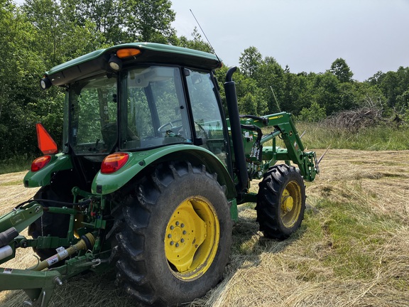 2024 John Deere 5075E