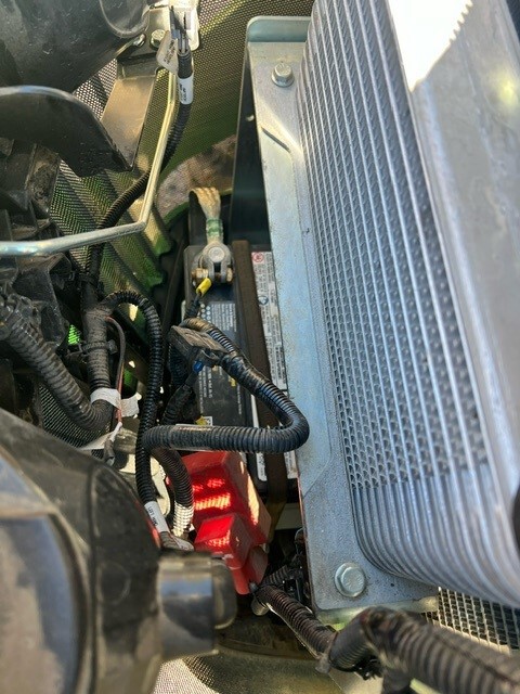 2022 John Deere 3046R Image 18
